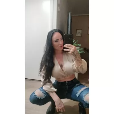 Beige silkkilook lyhyt v-pusero nauhoilla [LÖYTÖ]