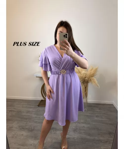Mily lila lyhythihainen v-mekko vyöllä (plus size)