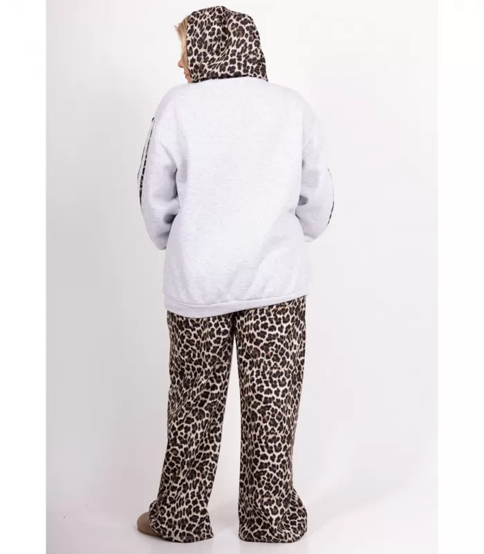 AmyClo harmaa leopardikuvioinen oloasusetti (plus size)