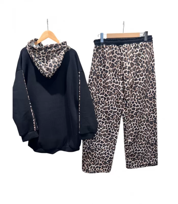 AmyClo musta leopardikuvioinen oloasusetti (plus size)