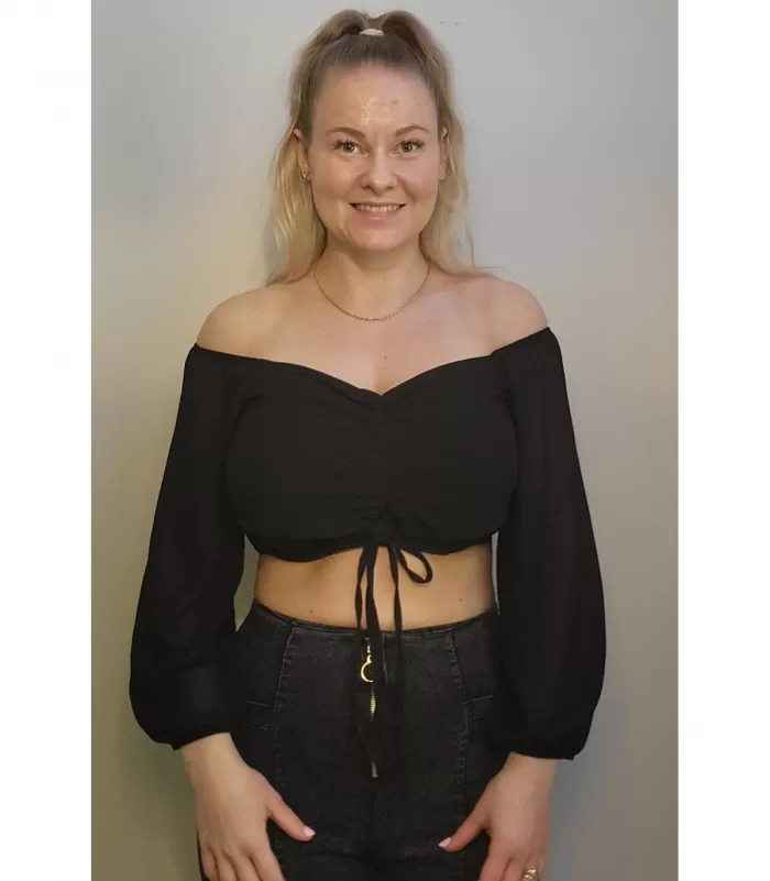 CW Cirilla musta off-shoulder latinapaita [TAMMIALE -30%]