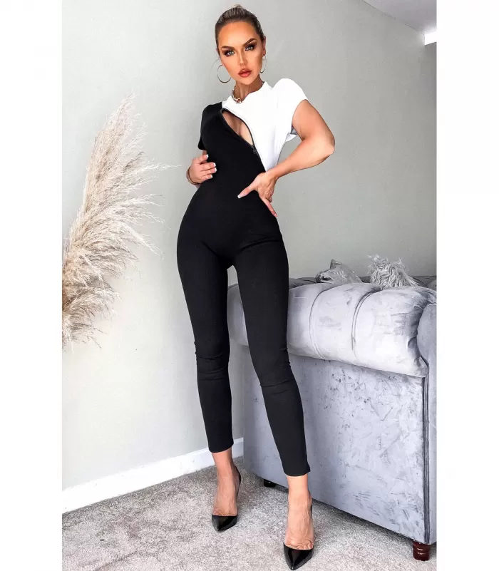 CW Sofia mustavalkoinen vetoketjullinen jumpsuit [TAMMIALE -20%]