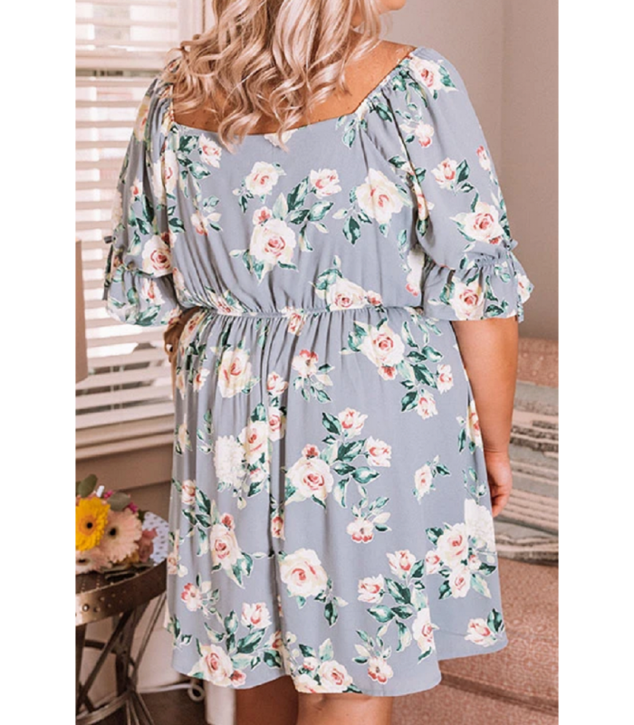 Harmaa kukkakuvioinen mekko (plus size) [LÖYTÖ]