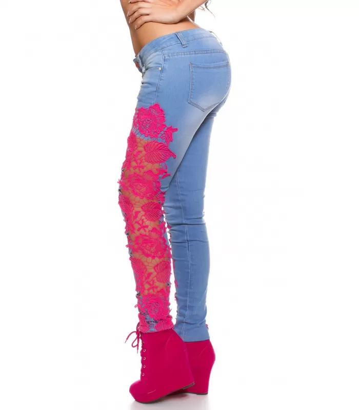 Koucla sinipinkit pitsikirjaillut farkut