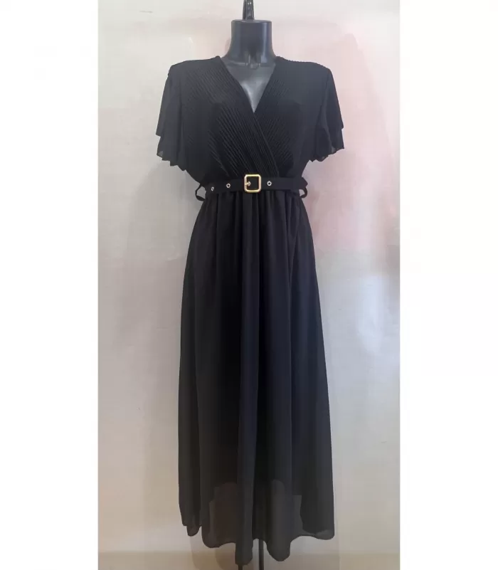 Mily musta lyhythihainen pitkä v-mekko vyöllä (plus size)