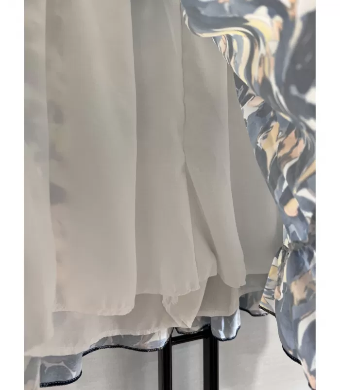 Mily sininen kukkakuvioinen shortsihame (plus size)