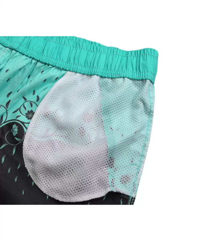 Mintut kukkaprinttikuvioiset urheilushortsit