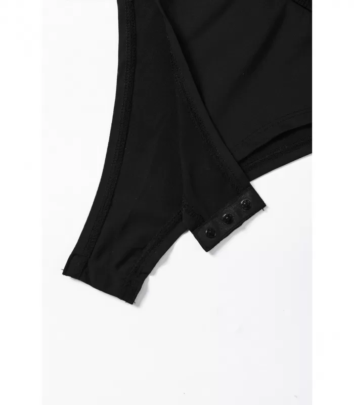 Musta hihaton ribbibody vetoketjulla