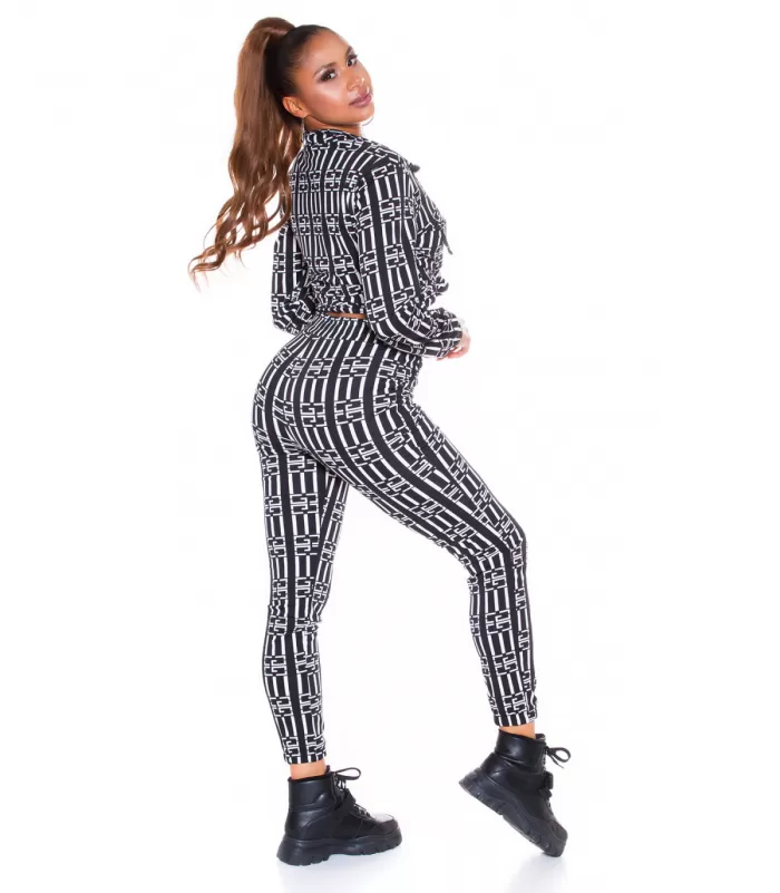 Musta printtikuvioinen joggerisetti vetoketjulla [TAMMIALE -20%]