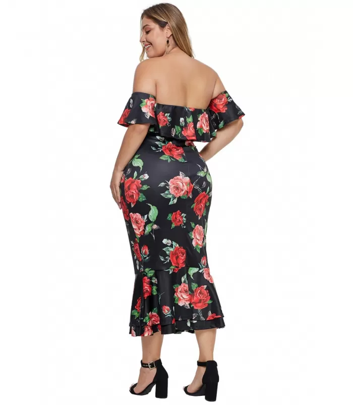Musta ruusukuvioinen off-shoulder midimekko (plus size) [LÖYTÖ]