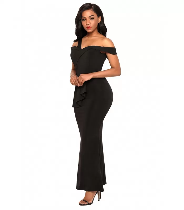 Musta yksiolkaiminen off-shoulder maksimekko