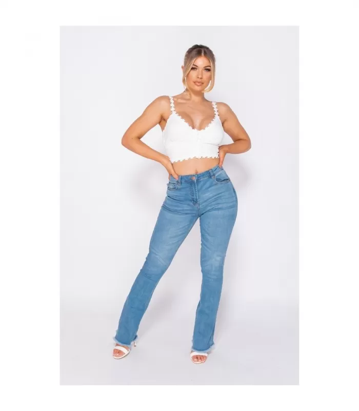 Parisian valkoinen kukkakoristeinen lyhyt toppi napeilla