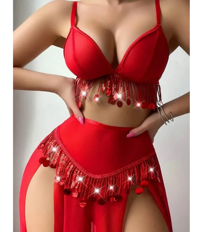 Punainen pitkä hamealusasusetti paljeteilla