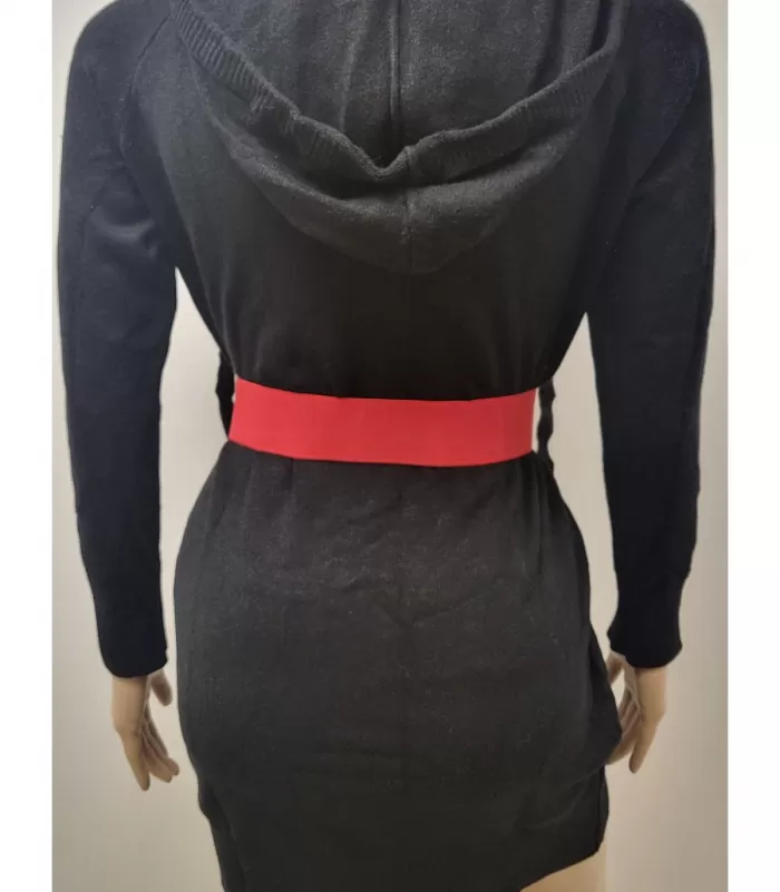 Punainen vyötärövyö renkailla