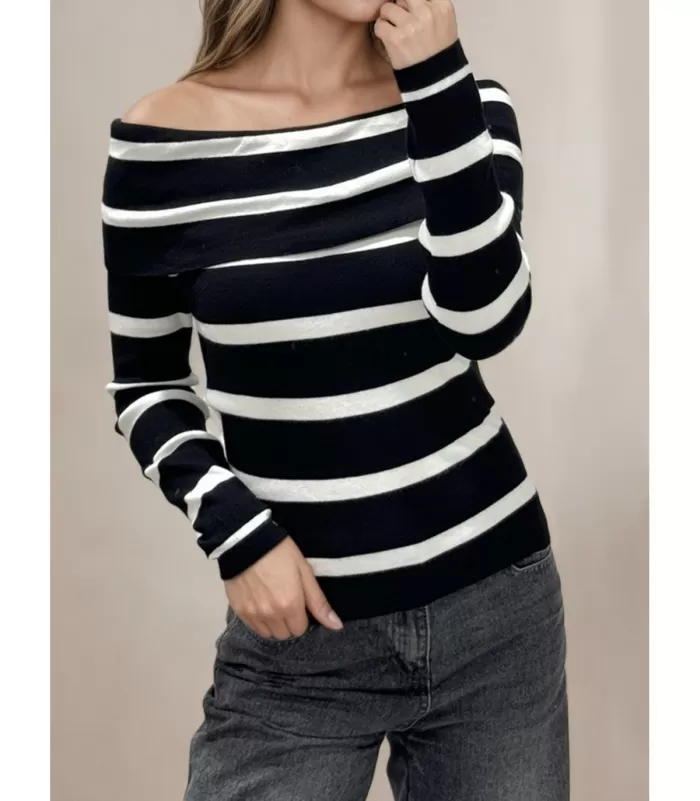 Rosy Days mustavalkoinen raidallinen off-shoulder neulepaita