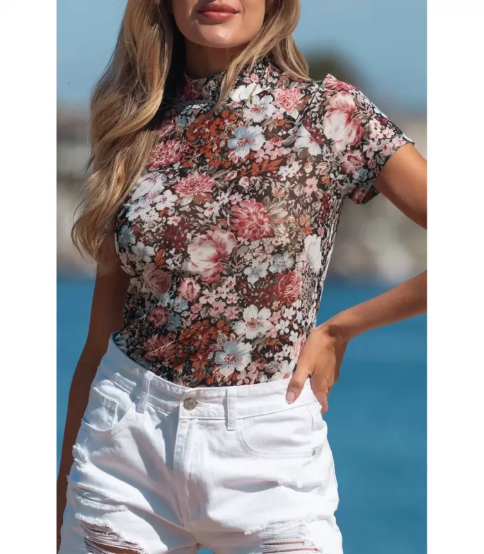 Ruskea lyhythihainen kukkakuvioinen mesh-paita