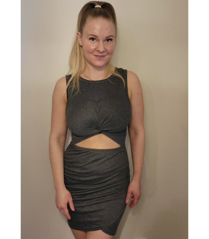 Tummanharmaa solmukoristeinen wrap-look mekko halkiolla [LÖYTÖ]