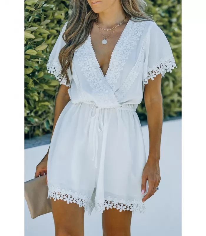Valkoinen kukkapitsikirjailtu v-playsuit [TAMMIALE -20%]