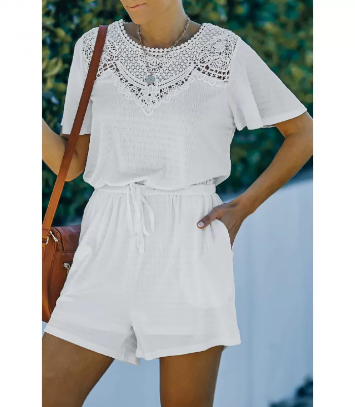 Valkoinen lyhythihainen koristekirjailtu playsuit [TAMMIALE -20%]