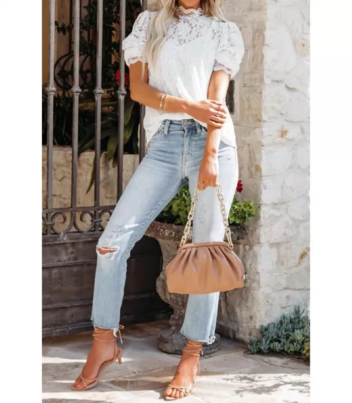 Valkoinen lyhythihainen pitsinen pusero + toppi