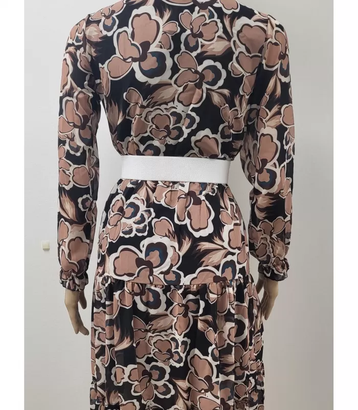 Valkoinen vyötärövyö renkailla