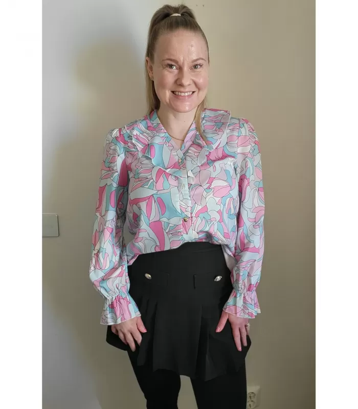 Värikäs printtikuvioinen pusero röyhelöillä [TAMMIALE -20%]