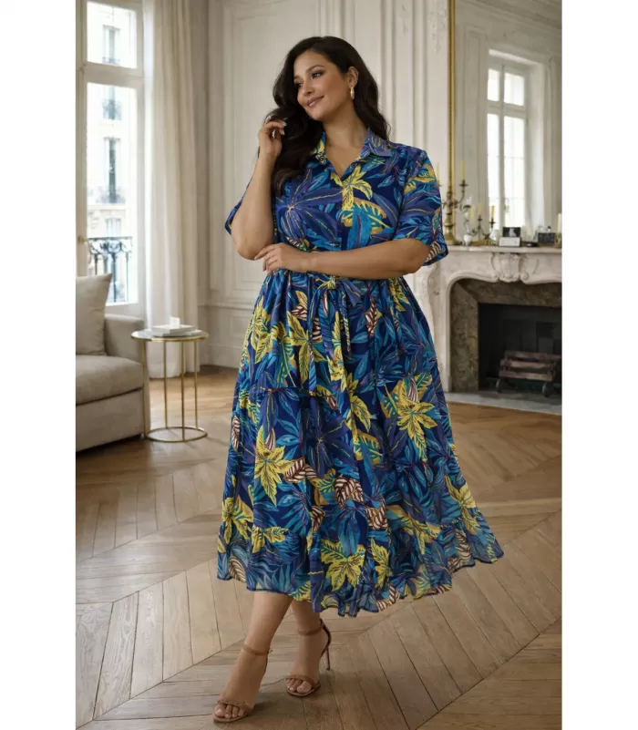 World Fashion tummansininen lehtikuvioinen pitkä paitamekko vyöllä (plus size)