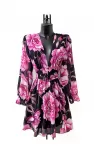 Elle_Style_Juliette_mustapinkki_ruusukuvioinen_mekko_helminapeillaGL_8944_GRSSFLOR.jpg