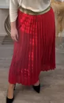 Mily_punainen_pitk_vekkihame_kultaisella_vytrresorilla_plus_size7020_2.jpg