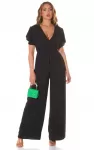 Musta_lyhythihainen_levelahkeinen_v_jumpsuit_vyllRM07814_1.jpg
