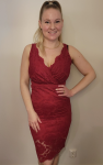 Punainen_wrap_look_v_pitsimekkoLC617433_3.jpg