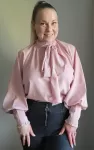 Vaaleanpunainen_pussihihainen_pusero_rusettinauhoillaLC25118865_P10.jpg